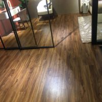Sàn gỗ công nghiệp Wilson W555 - Màu óc chó đậm (walnut)