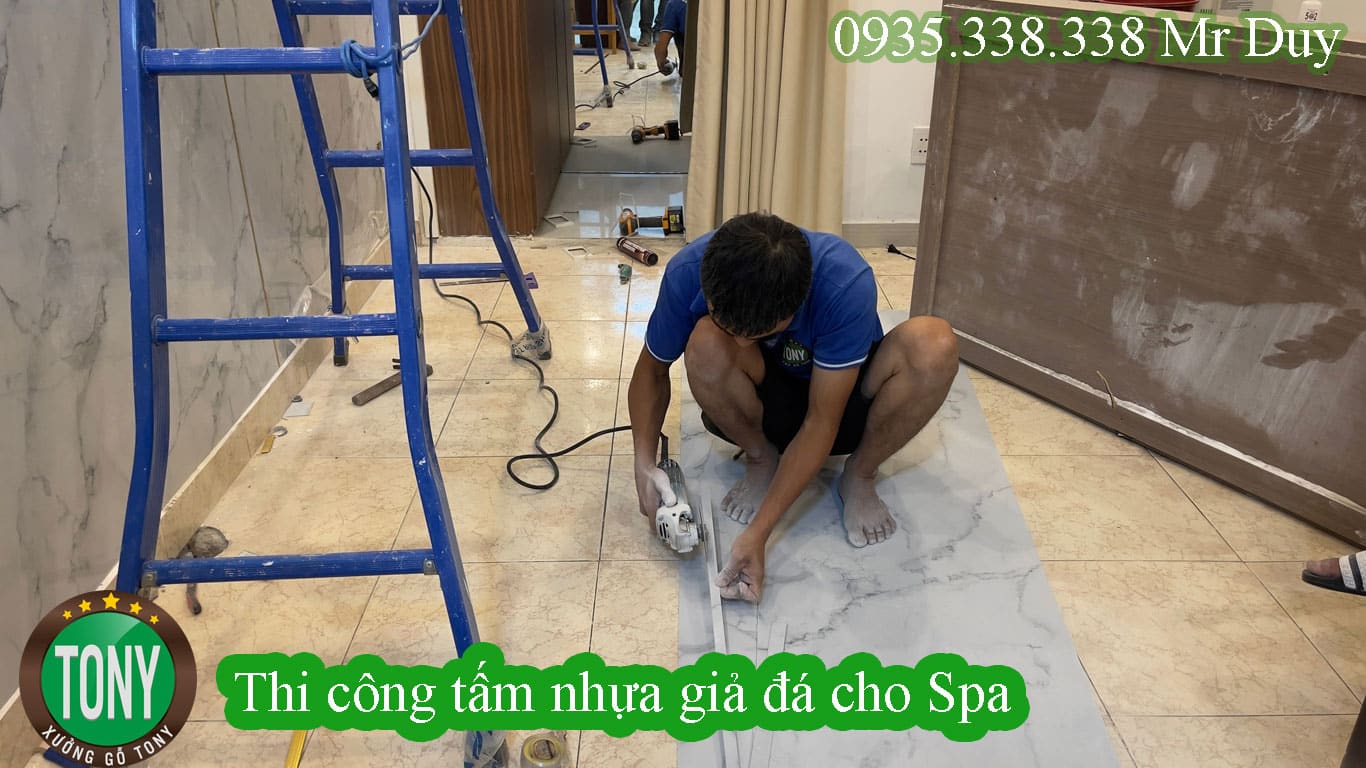 Thi công tấm nhựa giả đá cho spa