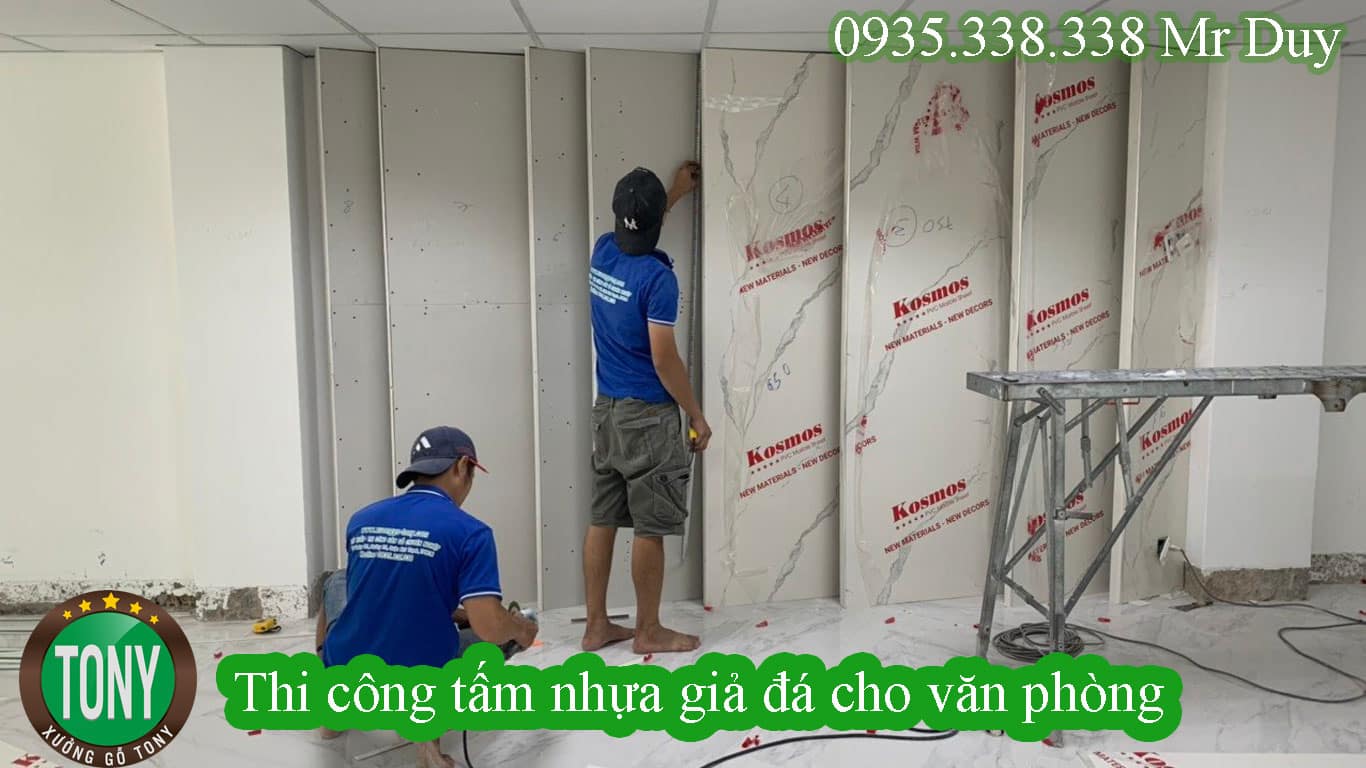 Thi công tấm nhựa giả đá cho văn phòng