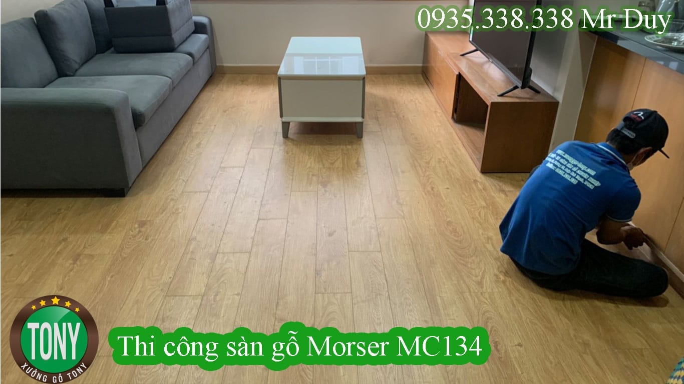 Thi công sàn gỗ công nghiệp Morser MC134