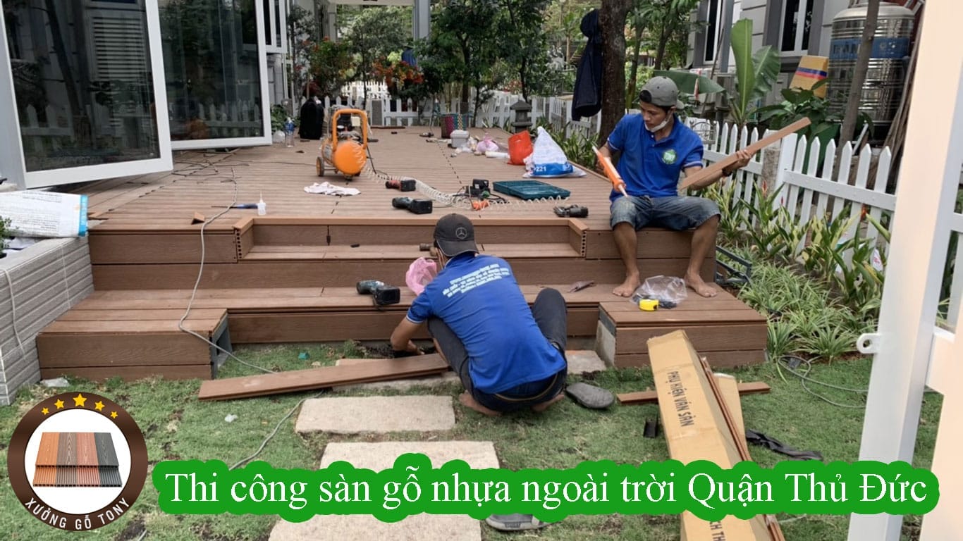 Thi công sàn gỗ nhựa ngoài trời