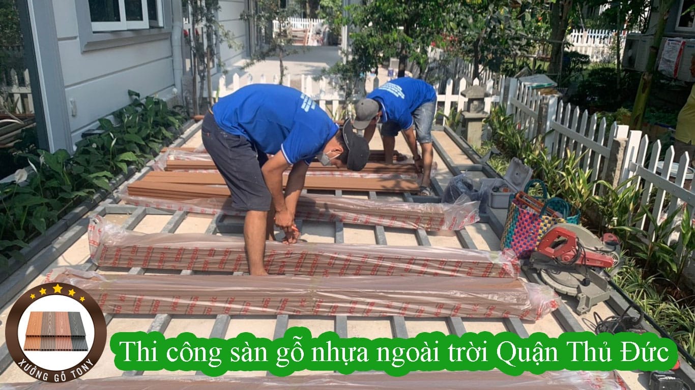 Thi công sàn gỗ nhựa ngoài trời