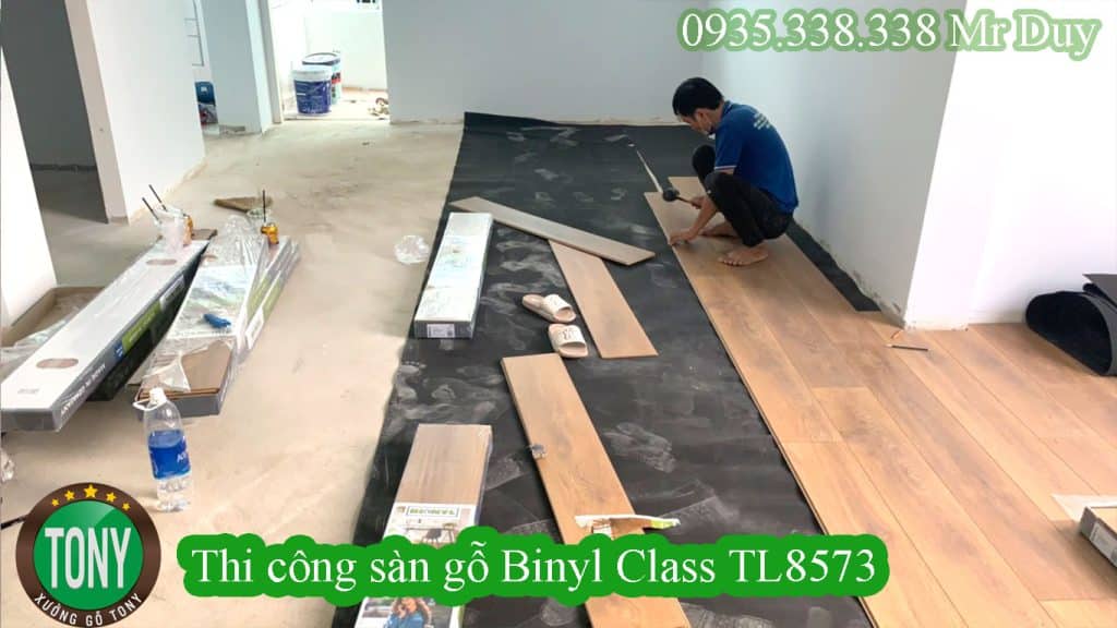 Xưởng gỗ Tony