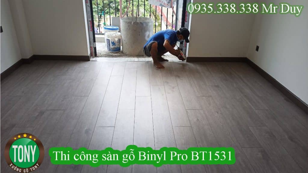 Xưởng gỗ Tony