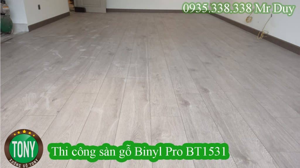 Xưởng gỗ Tony