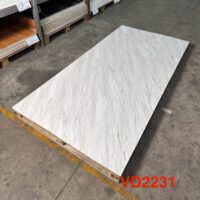 Tấm Nhựa Ốp Tường PVC Hobiwood VD2231 - Trắng Xám Vân Đá Chéo