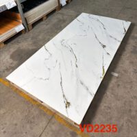 Tấm Nhựa Ốp Tường PVC Hobiwood VD2235 - Trắng Vân Vàng Gold