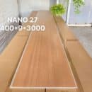Tấm nhựa Nano NA27 vân gỗ oak sáng beige nâu nhạt bản rộng 400x9x3000mm ốp tường trần chống ẩm giá rẻ thớ gỗ mịn tự nhiên